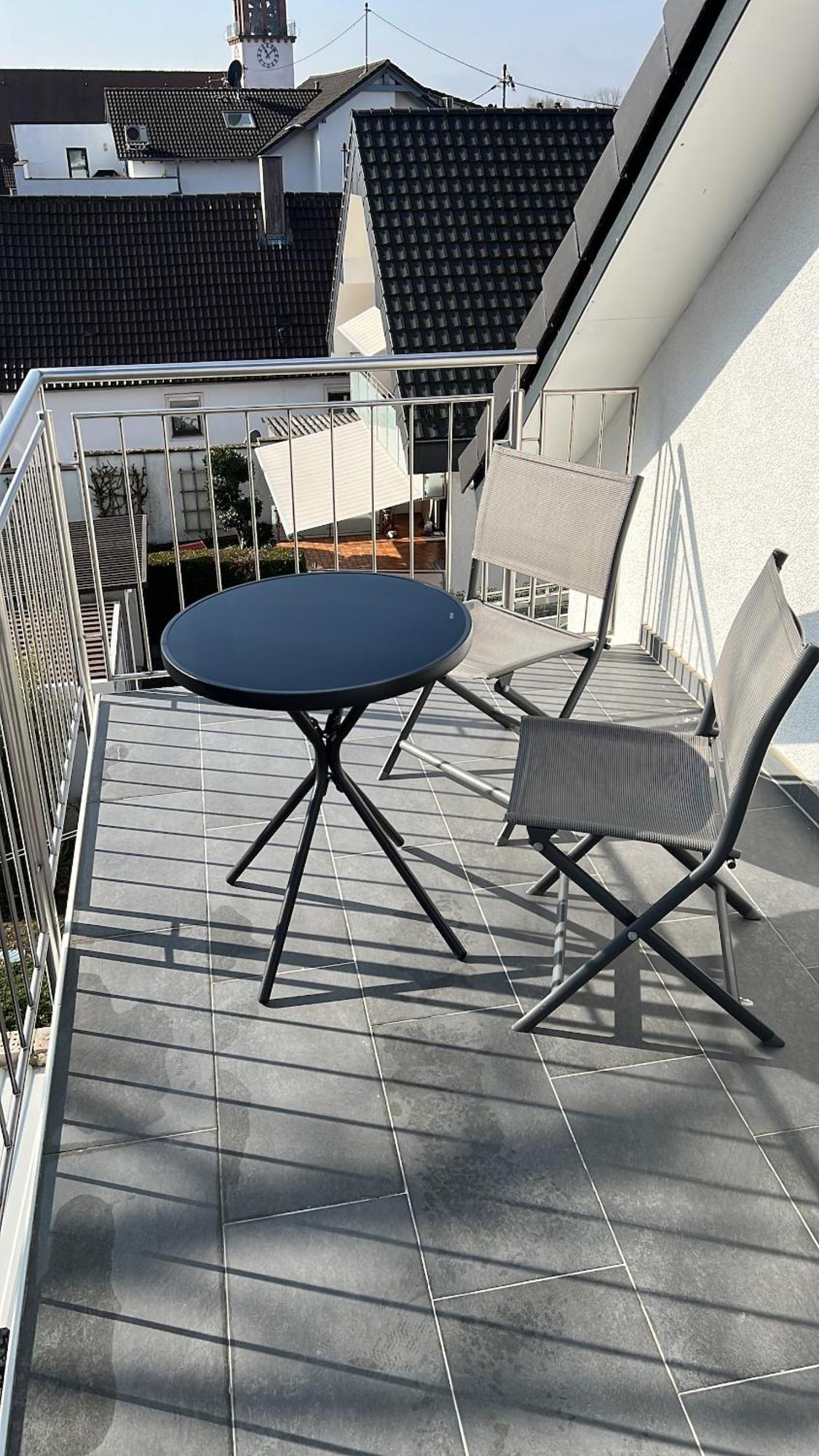 Charmantes Studio-Apartment Im Herzen Von Neureut - Fussbodenheizung, Regendusche, Waschmaschine, Stellplatz Karlsruhe Buitenkant foto